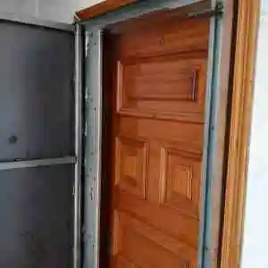 woo1 300x300 - Puertas Antiokupa con Servicio de Instalacion
